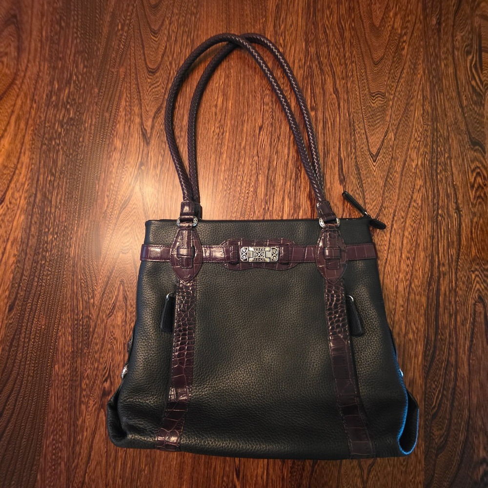 Brighton Black Pebbled Leather Shoulder Bag Croc Trim Silver Hardware D856707